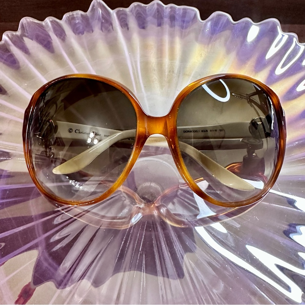 Authentic Christian Dior Model 1 Sunglasses - Picture 1 of 10
